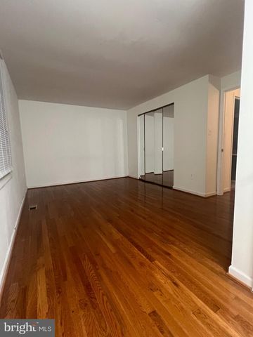 18804 CREEPER LN, Gaithersburg, MD 20879