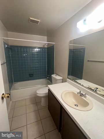 18804 CREEPER LN, Gaithersburg, MD 20879