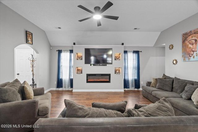 7325 Green Ash Drive, Olive Branch, MS 38654