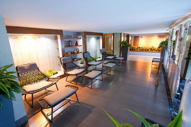 400 E Randolph Street 906, Chicago, IL 60601