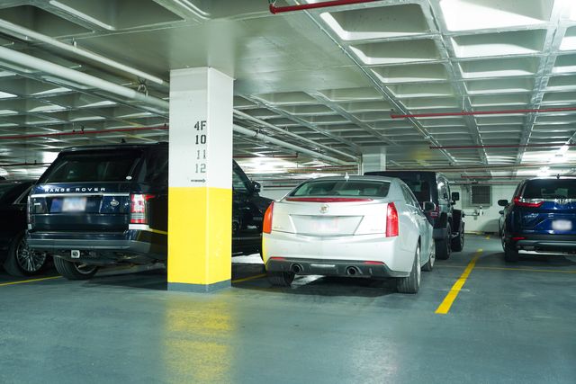 400 E Randolph Street 906, Chicago, IL 60601