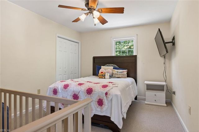 342 Plum DR, Hartfield, VA 23071