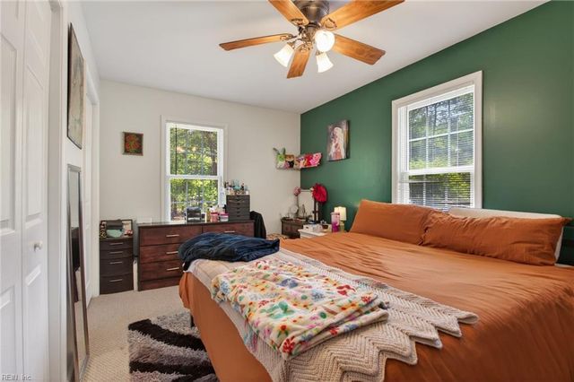 342 Plum DR, Hartfield, VA 23071