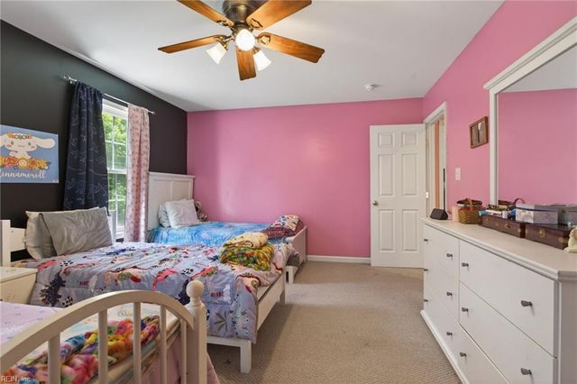 342 Plum DR, Hartfield, VA 23071