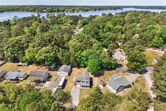 342 Plum DR, Hartfield, VA 23071
