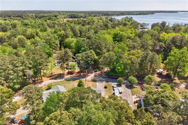 342 Plum DR, Hartfield, VA 23071