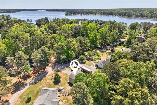 342 Plum DR, Hartfield, VA 23071