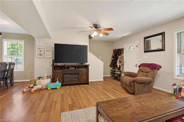 342 Plum DR, Hartfield, VA 23071