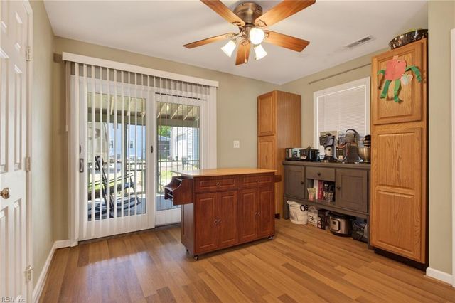 342 Plum DR, Hartfield, VA 23071