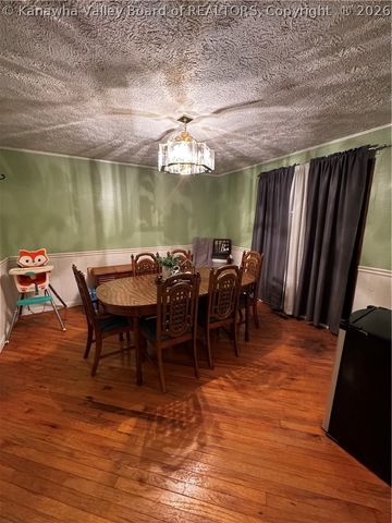 6192 Huff Creek Highway, Davin, WV 25617