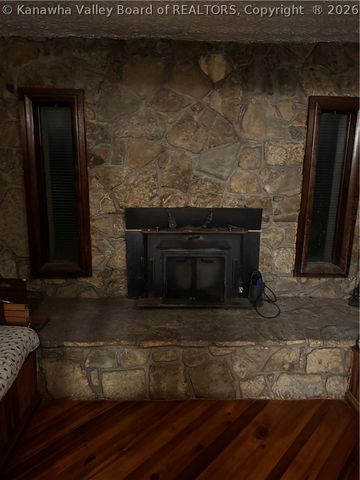 6192 Huff Creek Highway, Davin, WV 25617