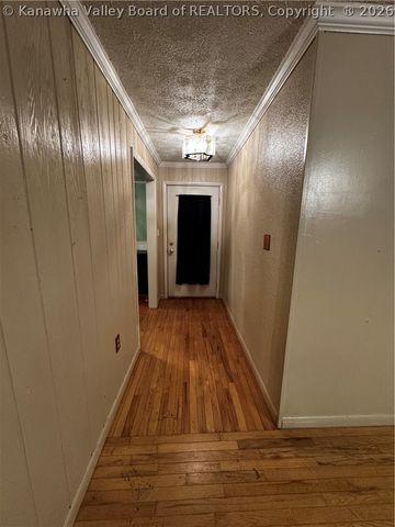 6192 Huff Creek Highway, Davin, WV 25617