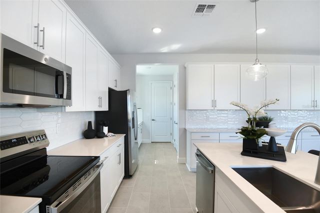 10125 TURNBERRY LANE, Leesburg, FL 34788