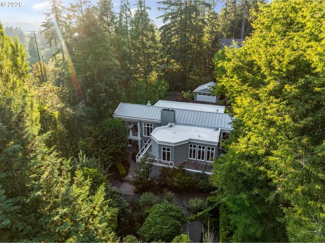 1615 S GREENWOOD Rd, Portland, OR 97219