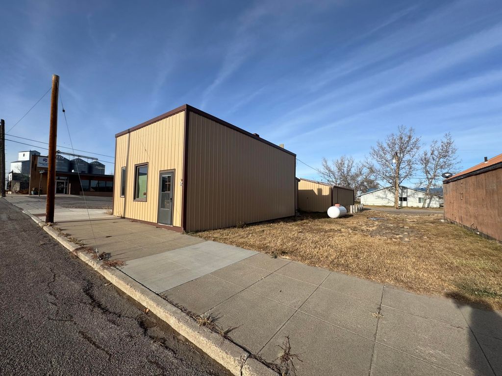 25 Main ST, Dutton, MT 59433