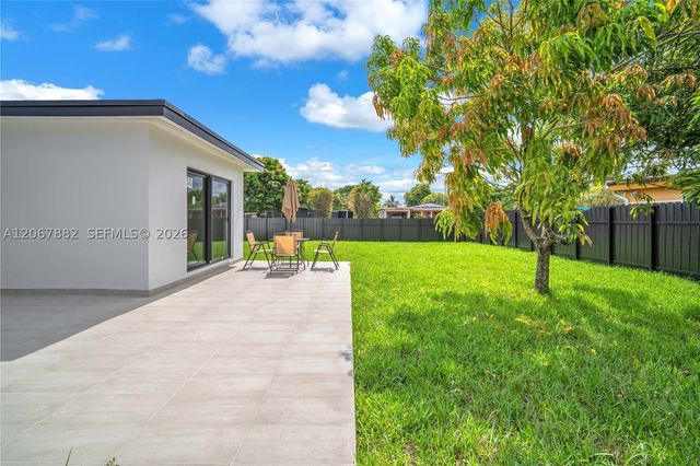 2840 SW 5th St, Fort Lauderdale, FL 33312