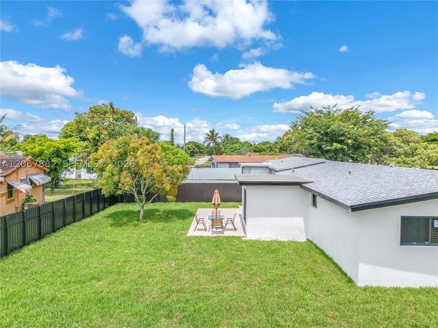 2840 SW 5th St, Fort Lauderdale, FL 33312