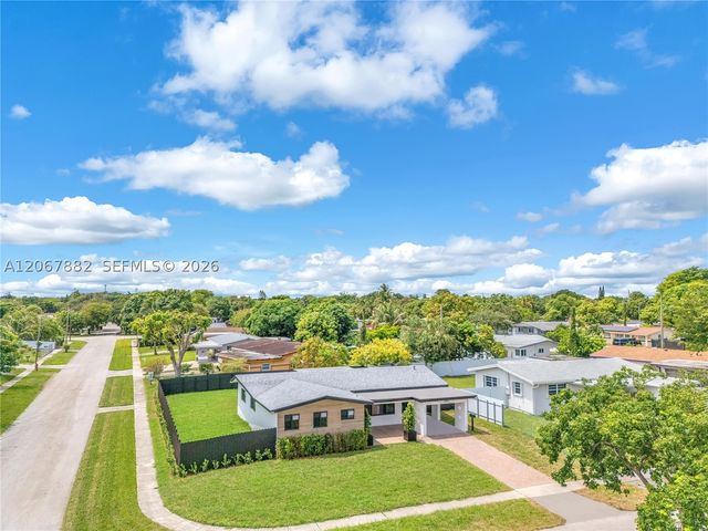 2840 SW 5th St, Fort Lauderdale, FL 33312
