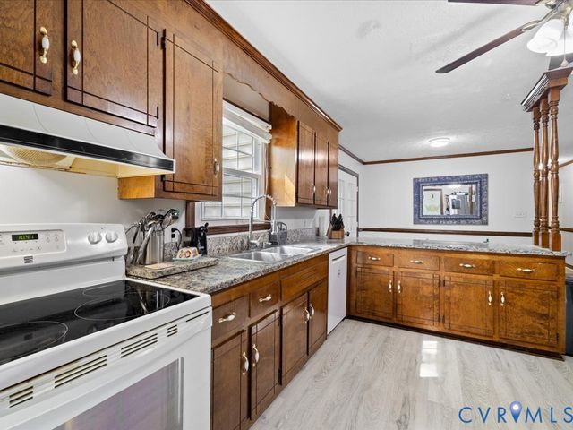 4411 Overridge Dr, Chester, VA 23831