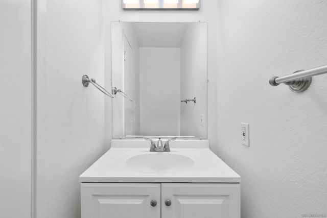 3994 Caminito Patricia, San Diego, CA 92111