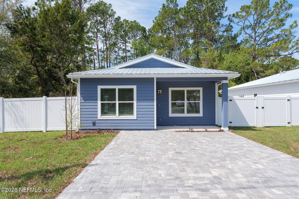 995 DUVAL Street, St. Augustine, FL 32084