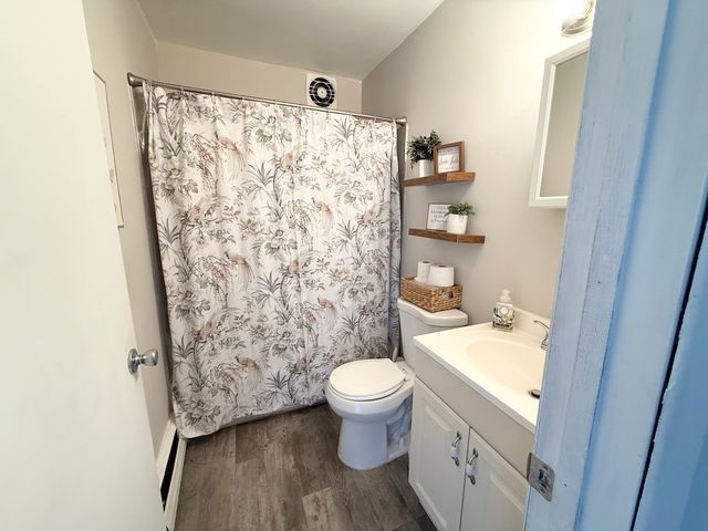 605 N Wolf Road B9, Hillside, IL 60162