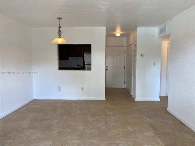 14500 SW 88th Ave 222, Palmetto Bay, FL 33176