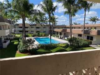 14500 SW 88th Ave 222, Palmetto Bay, FL 33176