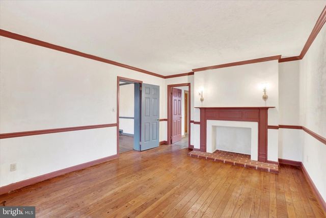 22 RIDGEWAY DR, York, PA 17404