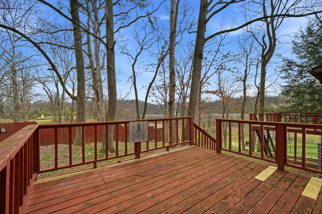 73 Mayfair Way, Huntington, WV 25705