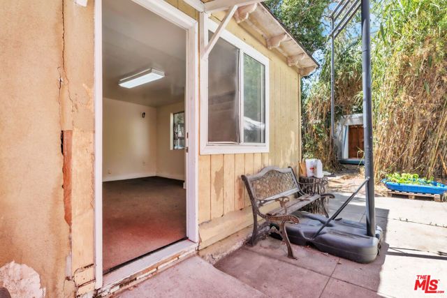 419 N VAN NESS Avenue, Los Angeles, CA 90004