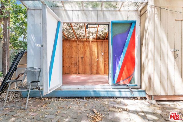 419 N VAN NESS Avenue, Los Angeles, CA 90004