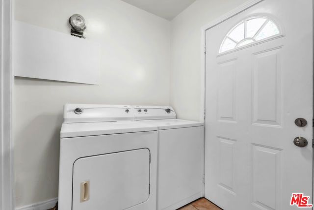 419 N VAN NESS Avenue, Los Angeles, CA 90004