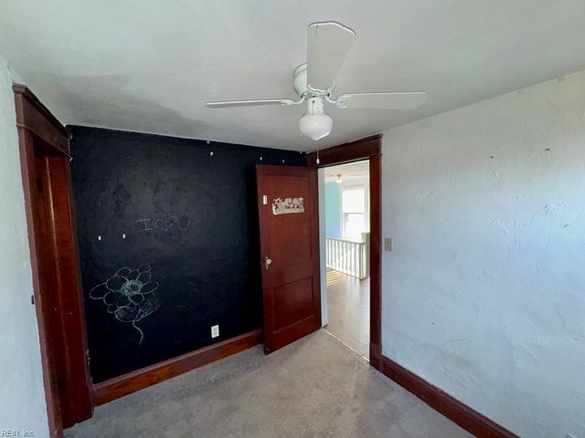 65 Harris RD, Portsmouth, VA 23702