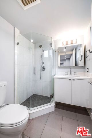 523 E Fairmount Road, Burbank, CA 91501