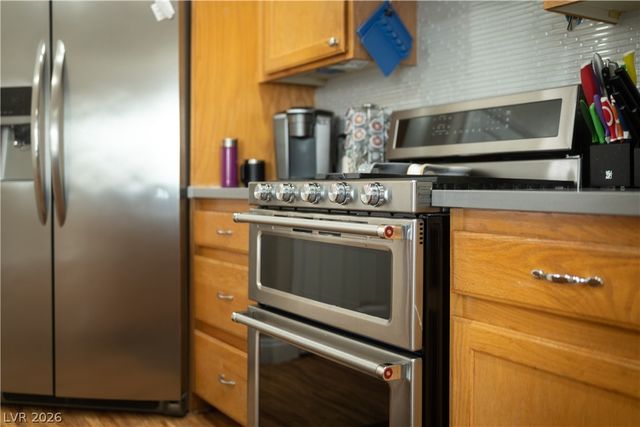 8993 Crystal Lagoon Court, Las Vegas, NV 89147