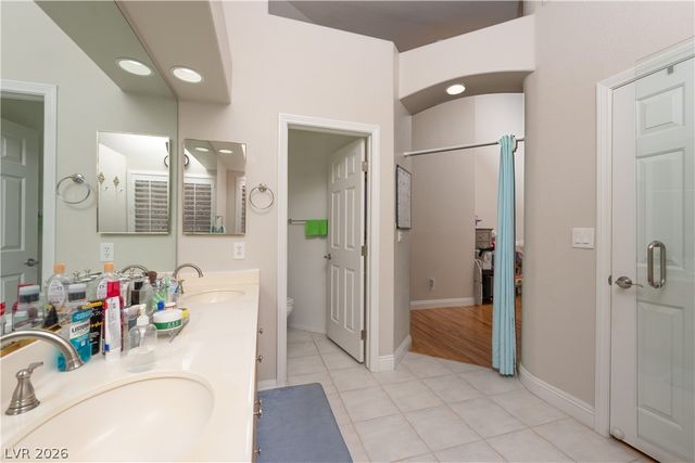 8993 Crystal Lagoon Court, Las Vegas, NV 89147