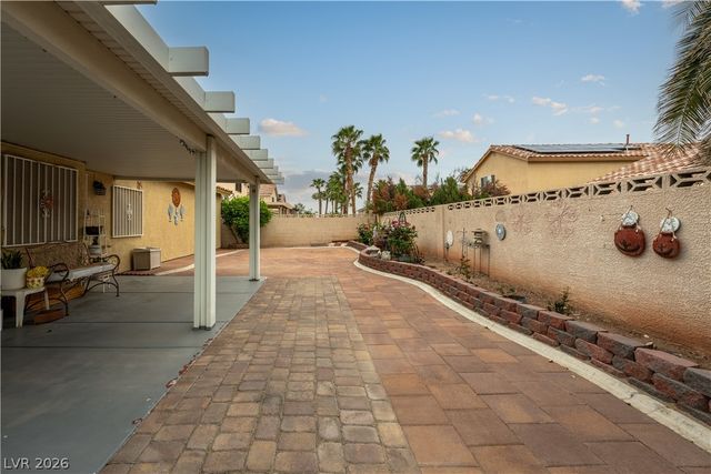 8993 Crystal Lagoon Court, Las Vegas, NV 89147