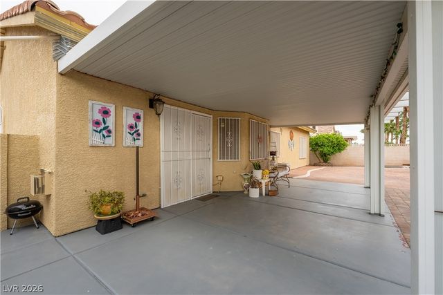 8993 Crystal Lagoon Court, Las Vegas, NV 89147