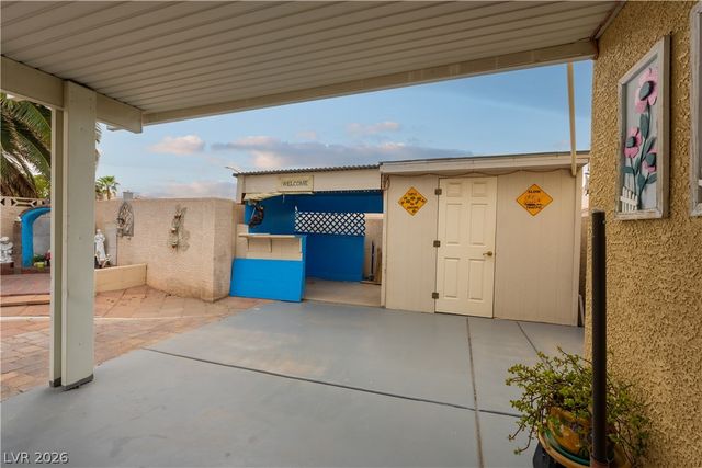 8993 Crystal Lagoon Court, Las Vegas, NV 89147