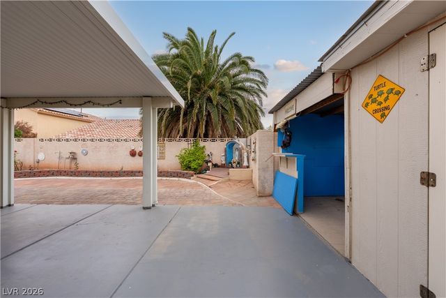 8993 Crystal Lagoon Court, Las Vegas, NV 89147