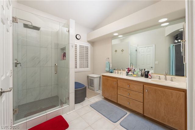 8993 Crystal Lagoon Court, Las Vegas, NV 89147