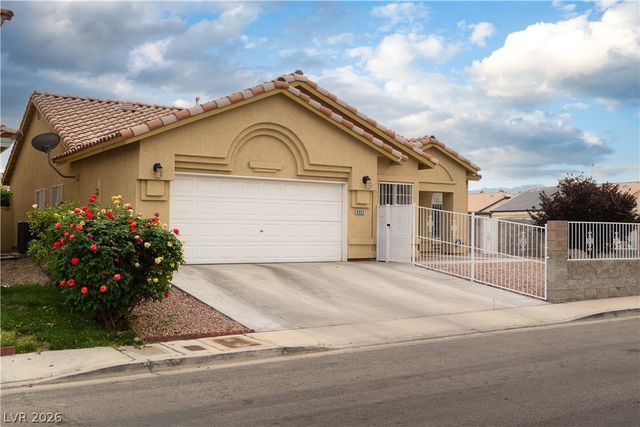 8993 Crystal Lagoon Court, Las Vegas, NV 89147