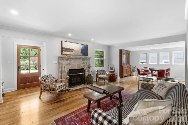 664 Lakeshore Drive, Asheville, NC 28804