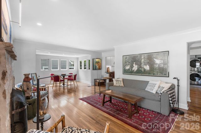 664 Lakeshore Drive, Asheville, NC 28804