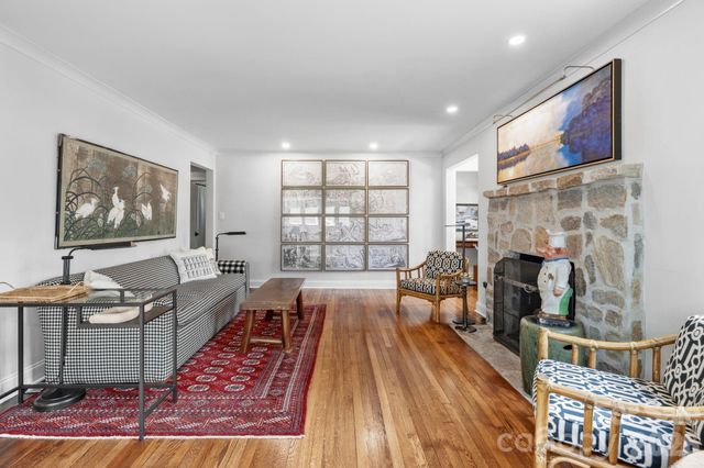 664 Lakeshore Drive, Asheville, NC 28804