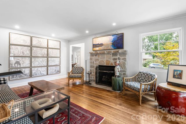 664 Lakeshore Drive, Asheville, NC 28804