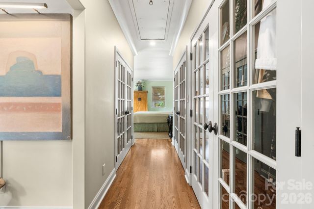 664 Lakeshore Drive, Asheville, NC 28804