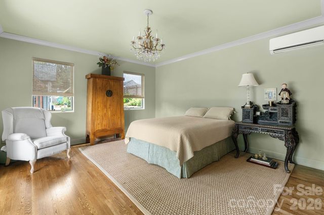 664 Lakeshore Drive, Asheville, NC 28804