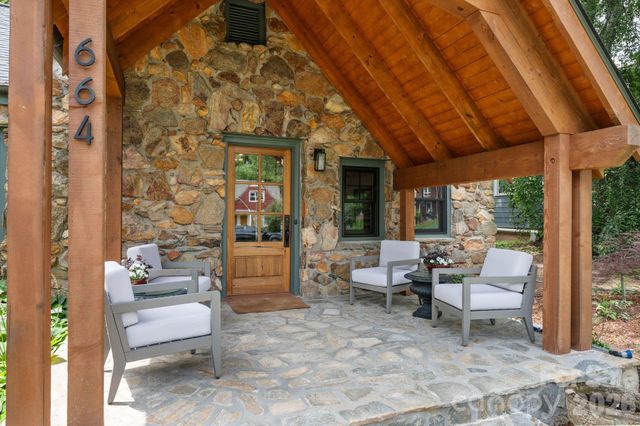 664 Lakeshore Drive, Asheville, NC 28804
